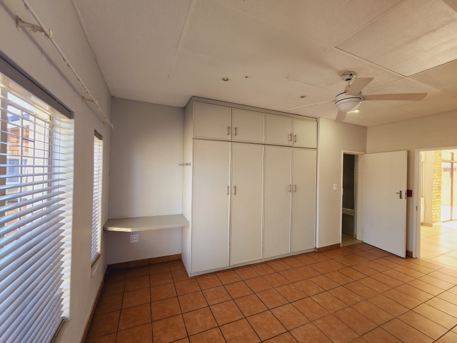 4 Bedroom Property for Sale in Heilige Akker North West